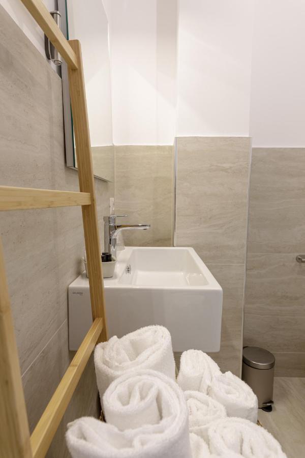 Vista Mare Guest House Civitanova Marche Bagian luar foto